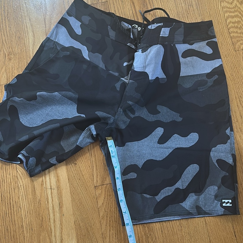 Billabong board shorts - Picture 5 of 5